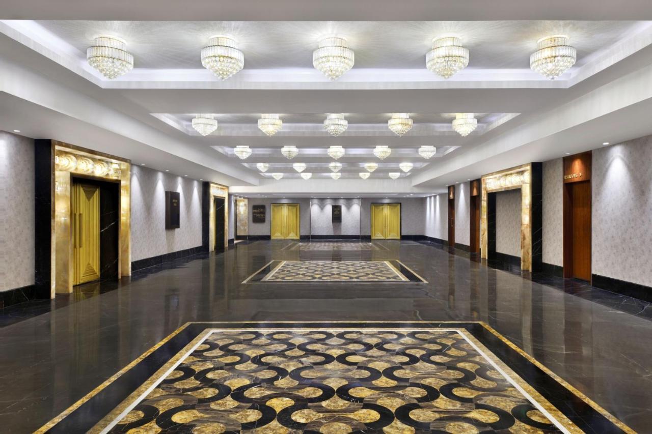 圣瑞吉孟买酒店 外观 照片 The lobby
