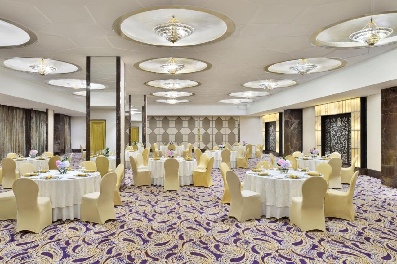 圣瑞吉孟买酒店 外观 照片 The ballroom