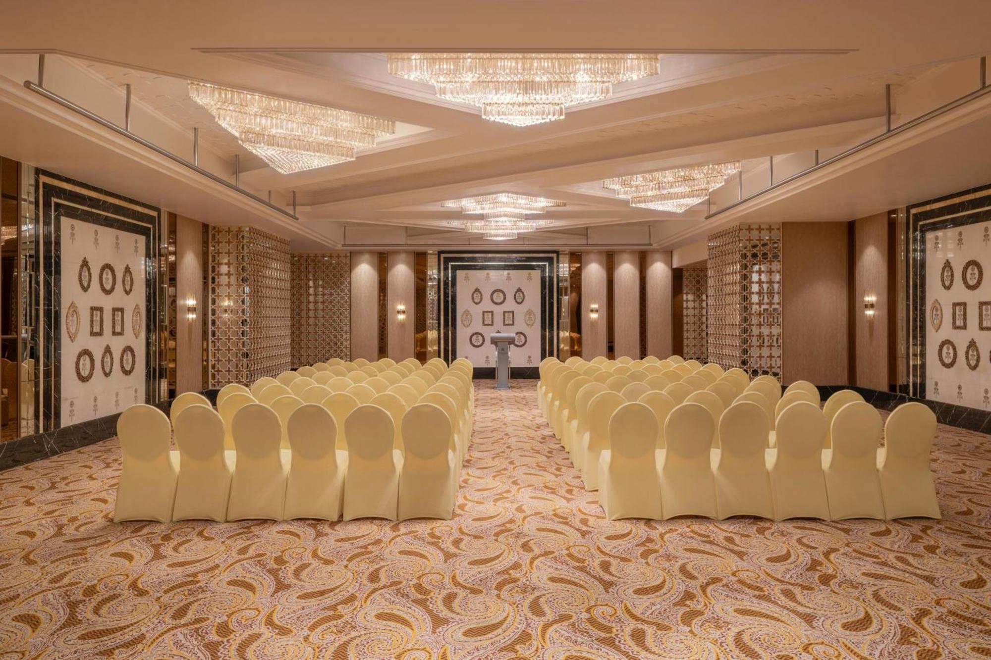 圣瑞吉孟买酒店 外观 照片 The ballroom